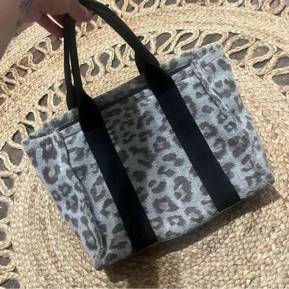 Jen & Co. Leopard Print Fuzzy Soft Tote Purse - Picture 2 of 6